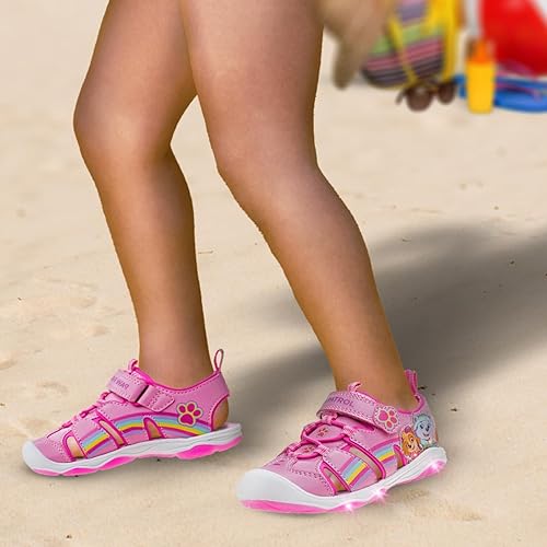 Zapatos con luces de la Patrulla Canina para niñas de Nickelodeon - Sandalias de verano - Zapatos para el agua para niños - Skye Everest Beach Correa ajustable Punta cerrada Deporte al aire libre Personaje héroe Luces (Niño pequeño/niña pequeña)