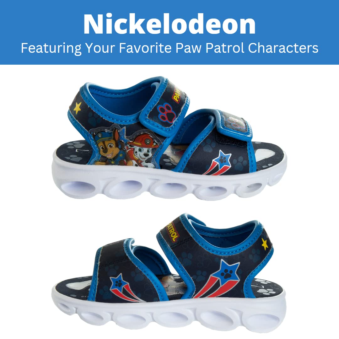 Sandalias de Nickelodeon Paw Patrol con luces LED y punta abierta para el agua de Chase Marshall (para niños pequeños)