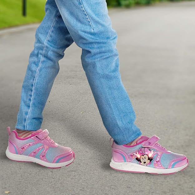 Disney Girls' Minnie Mouse Shoes - Minnie Mouse Slip-On Laceless Light-Up Sneakers (Toddler/Little Kid)